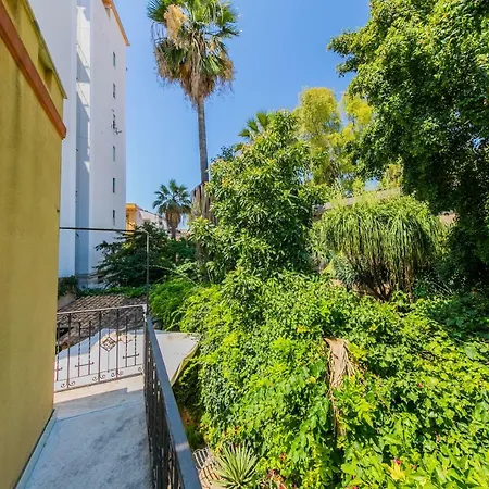 Lägenhet Mezzarancia Palermo