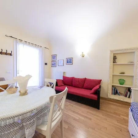 Apartment Mezzarancia